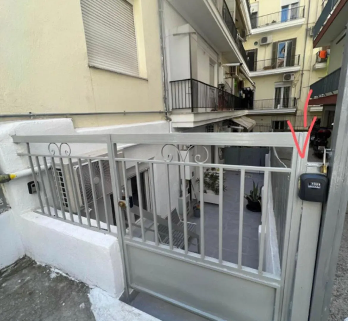 Cosy Appartement 2Chambres 테살로니키 0*,  그리스